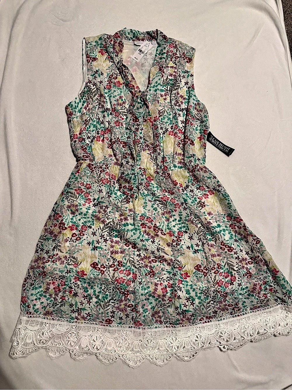 New York & Company Floral Mini Dress Size Medium NWT